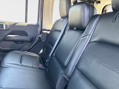 2022 Jeep Wrangler Unlimited Sahara Altitude