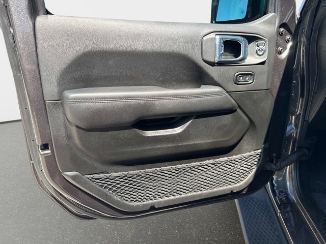 2022 Jeep Wrangler Unlimited Sahara Altitude