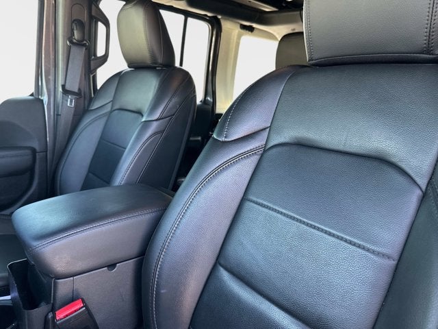 2022 Jeep Wrangler Unlimited Sahara Altitude