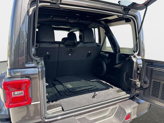 2022 Jeep Wrangler Unlimited Sahara Altitude