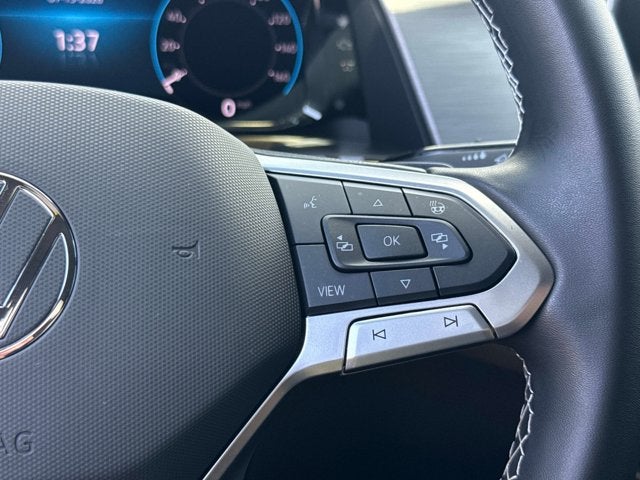 2025 Volkswagen Atlas Cross Sport 2.0T SE w/Technology