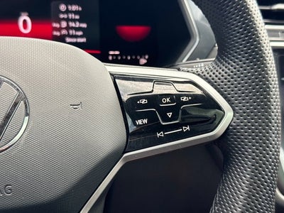 2022 Volkswagen Tiguan SE R-Line Black