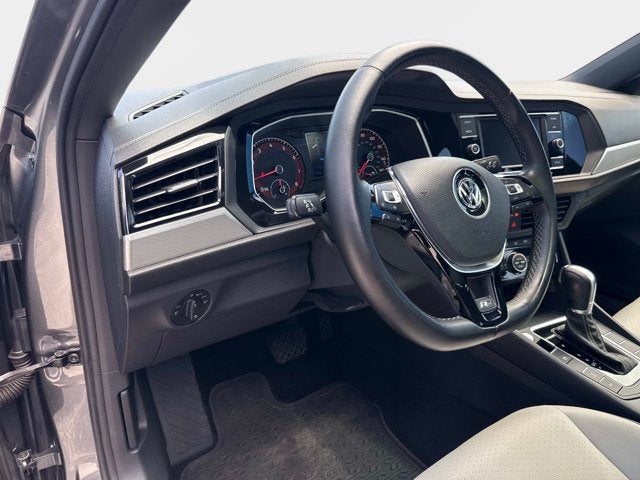 2019 Volkswagen Jetta R-Line