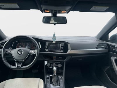 2019 Volkswagen Jetta R-Line