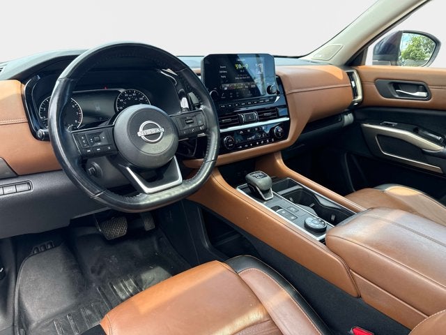 2022 Nissan Pathfinder Platinum