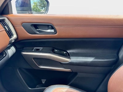 2022 Nissan Pathfinder Platinum