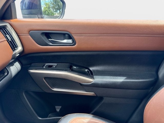2022 Nissan Pathfinder Platinum
