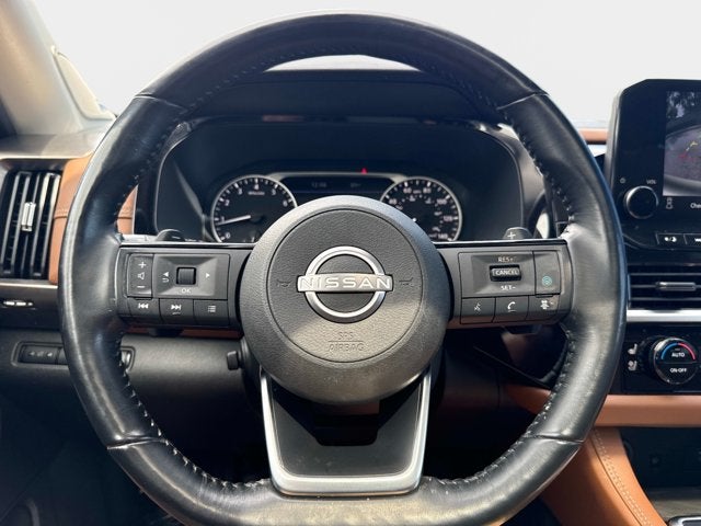 2022 Nissan Pathfinder Platinum
