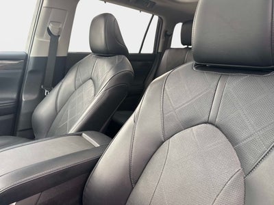 2023 Toyota Highlander Platinum