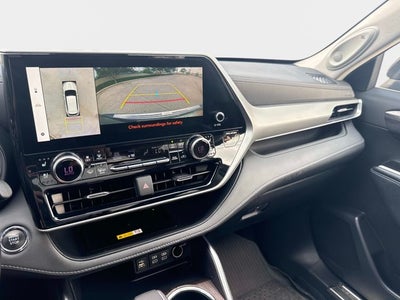 2023 Toyota Highlander Platinum