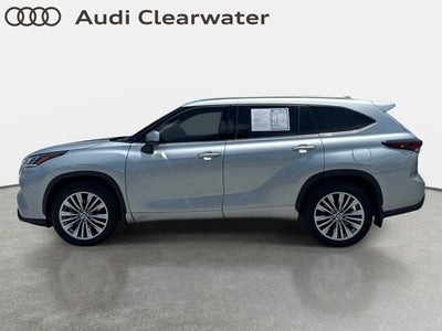2025 Toyota Highlander Platinum