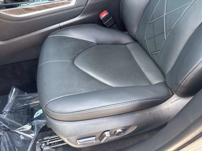 2025 Toyota Highlander Platinum
