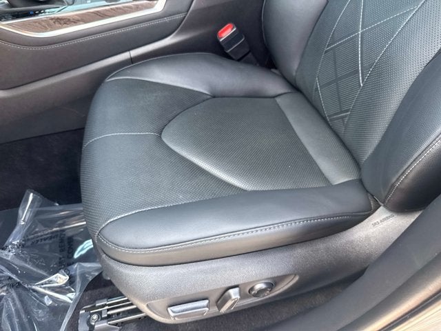2025 Toyota Highlander Platinum