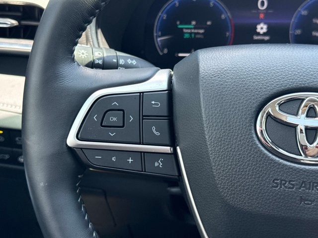2025 Toyota Highlander Platinum