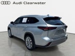 2025 Toyota Highlander Platinum