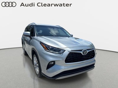 2025 Toyota Highlander Platinum