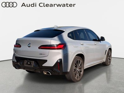 2022 BMW X4 xDrive30i