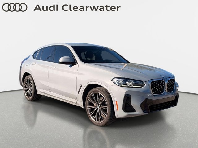 2022 BMW X4 xDrive30i