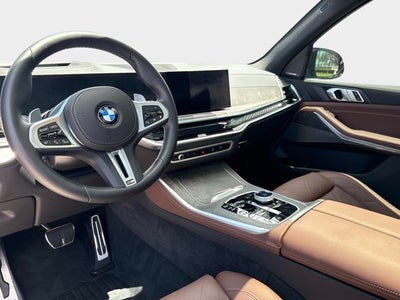2025 BMW X5 M60i
