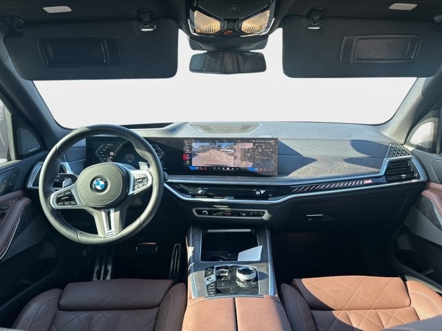 2025 BMW X5 M60i