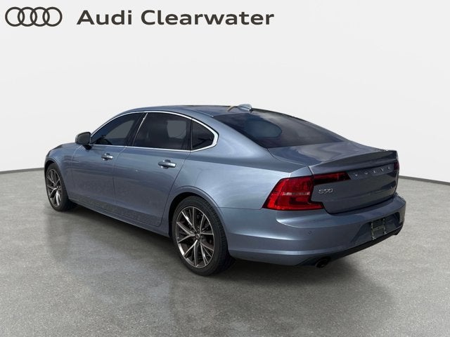 2019 Volvo S90 Momentum