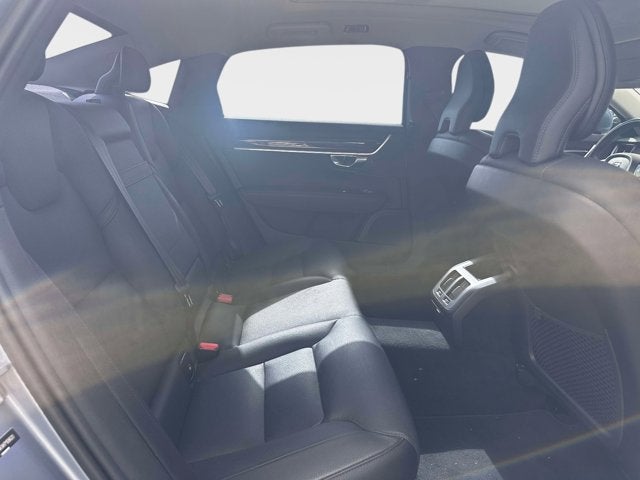 2019 Volvo S90 Momentum