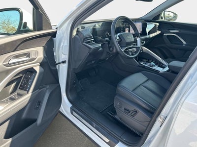 2025 Audi Q5 Premium