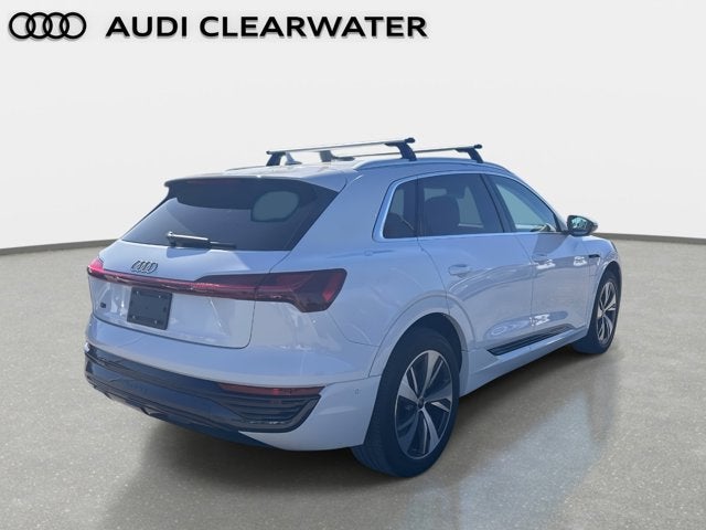 2024 Audi Q8 e-tron Premium Plus