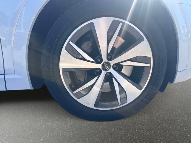 2024 Audi Q8 e-tron Premium Plus