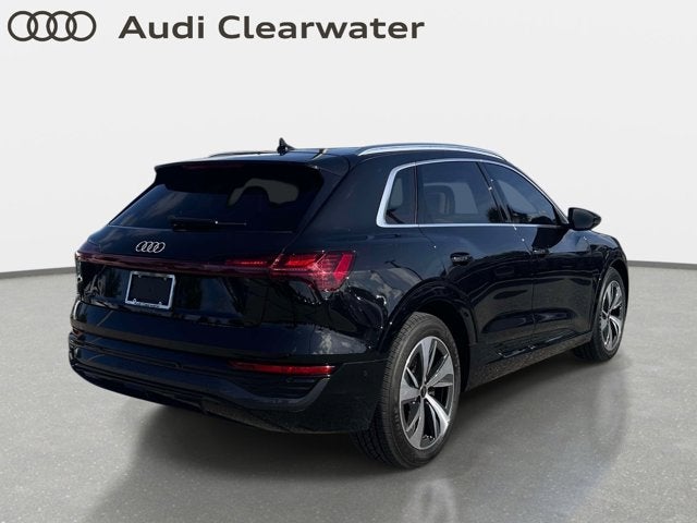 2024 Audi Q8 e-tron Premium Plus
