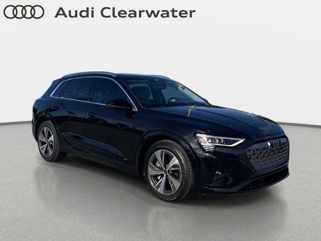 2024 Audi Q8 e-tron Premium Plus