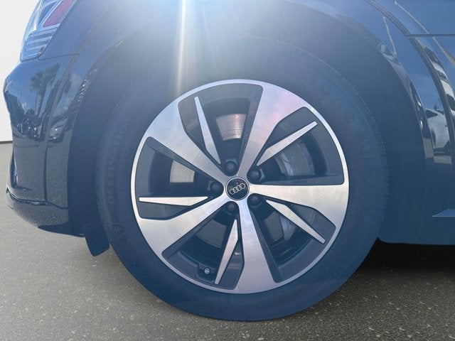 2024 Audi Q8 e-tron Premium Plus