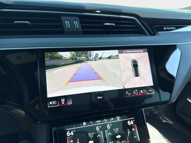 2024 Audi Q8 e-tron Prestige