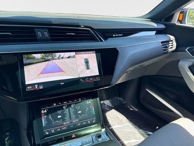 2024 Audi Q8 e-tron Prestige