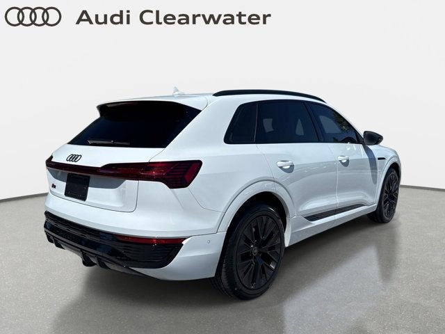 2024 Audi Q8 e-tron Prestige