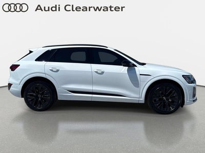 2024 Audi Q8 e-tron Prestige