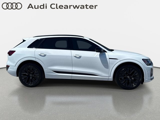 2024 Audi Q8 e-tron Prestige