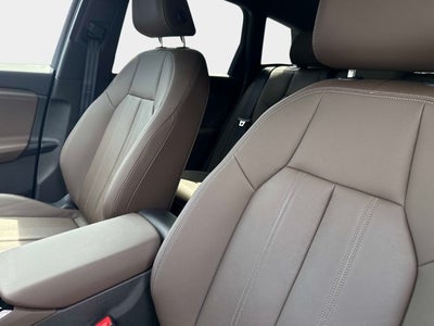 2025 Audi Q6 e-tron Premium