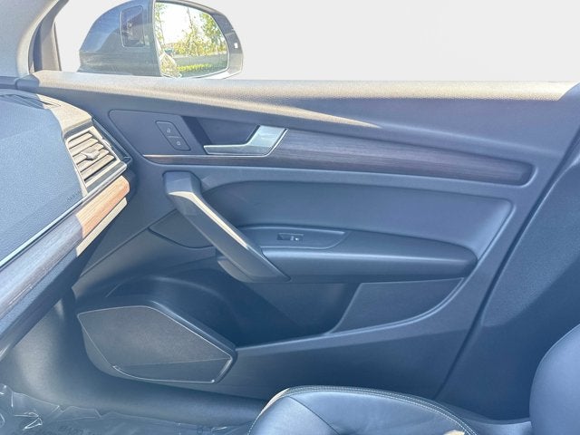 2025 Audi Q5 Premium