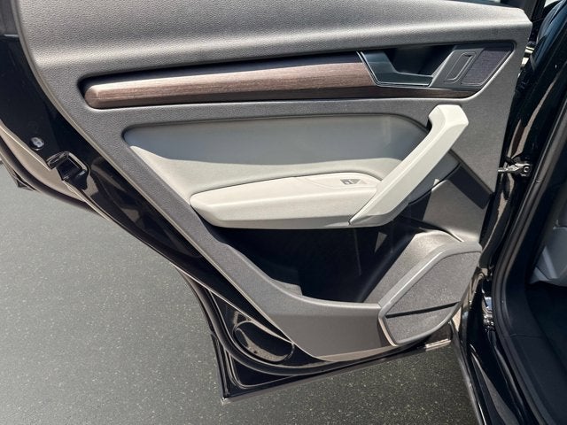 2025 Audi Q5 Premium