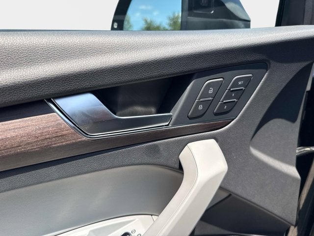 2025 Audi Q5 Premium