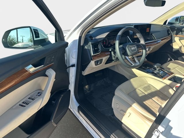 2025 Audi Q5 Premium