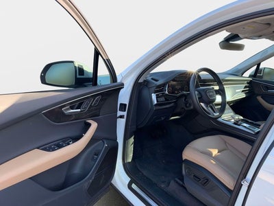 2026 Audi Q7 Premium