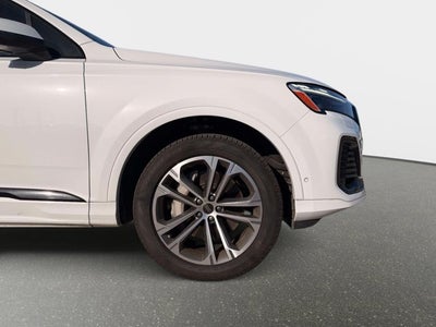 2026 Audi Q7 Premium