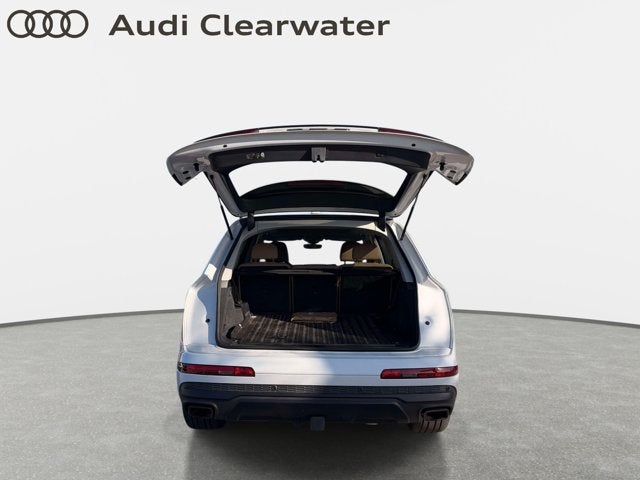 2026 Audi Q7 Premium