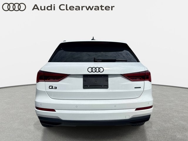 2023 Audi Q3 Premium