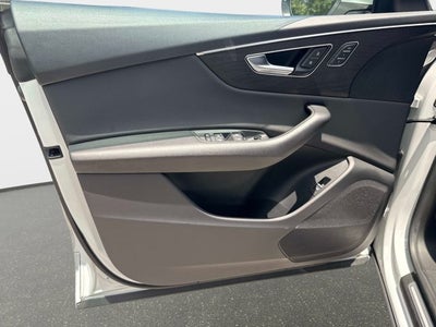 2023 Audi Q8 Premium