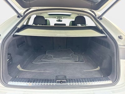 2023 Audi Q8 Premium