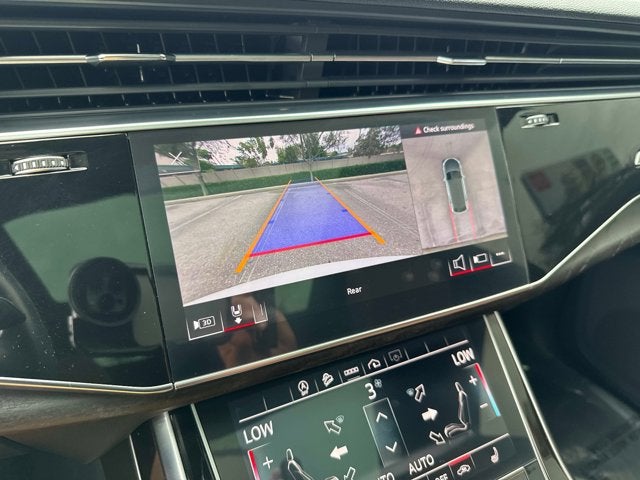 2023 Audi Q8 Premium