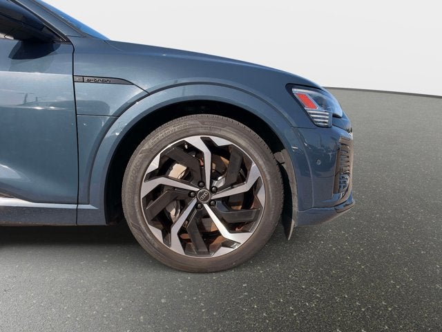 2024 Audi Q8 e-tron Sportback S line Premium Plus